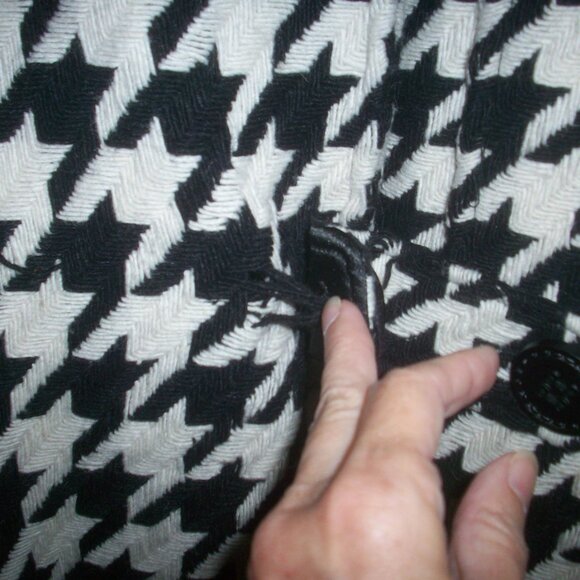 Express Tweed Wool Blend Medium, Black  White Pea Coat Preppy Academia Lined - Picture 11 of 16